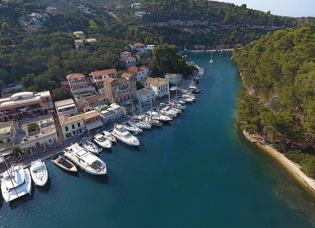 Averto Avali Gaios Buitenkant foto