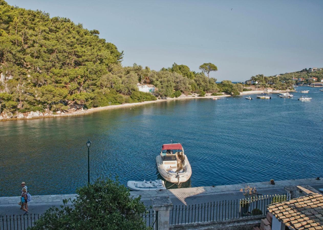Averto Avali Gaios Buitenkant foto